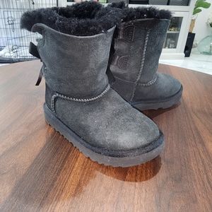 Girls bow ugg boots